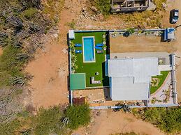 2BR Countryside Home w Sea Views Private Pool