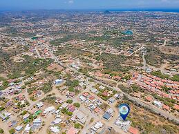 3BR 3BA Newly Built w Private Pool 5 min 2 Beach