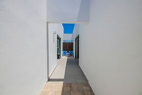 3BR 3BA Newly Built w Private Pool 5 min 2 Beach