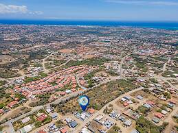 3BR 3BA Newly Built w Private Pool 5 min 2 Beach