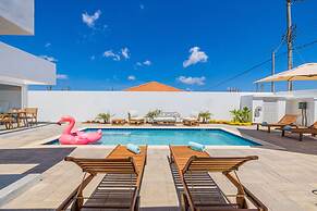 3BR 3BA Newly Built w Private Pool 5 min 2 Beach