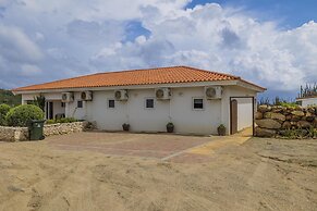 Breezy Cozy Retreat Arikok National Park Pool