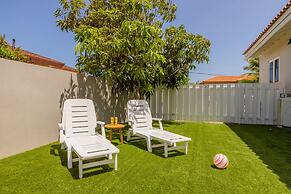 Beautiful 3br2ba Amazing Location w Private Pool