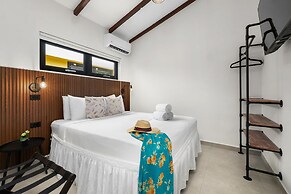 Brand NEW 3br2ba w Private Pool Amazing Location