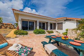 Caribbean Charm Serene Santa Lucia Sunny Pool