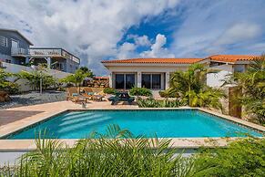 Caribbean Charm Serene Santa Lucia Sunny Pool