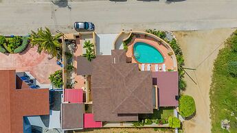 Cozy Tranquil 3BR 2BA Home w Private Pool Patio