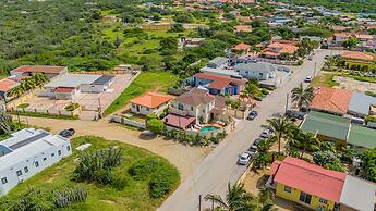 Cozy Tranquil 3BR 2BA Home w Private Pool Patio