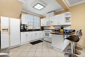 Cozy Tranquil 3BR 2BA Home w Private Pool Patio