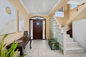 Cozy Tranquil 3BR 2BA Home w Private Pool Patio