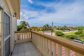 Cozy Tranquil 3BR 2BA Home w Private Pool Patio