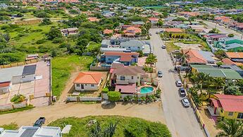 Cozy Tranquil 3BR 2BA Home w Private Pool Patio