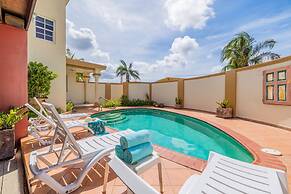 Cozy Tranquil 3BR 2BA Home w Private Pool Patio