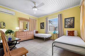 Cozy Tranquil 3BR 2BA Home w Private Pool Patio