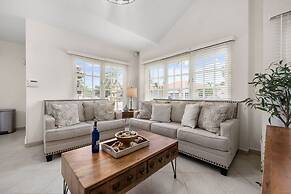 3BR Town Home in Gated Community Palm Beach