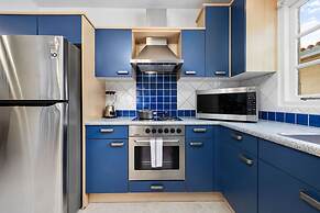 3BR Town Home in Gated Community Palm Beach