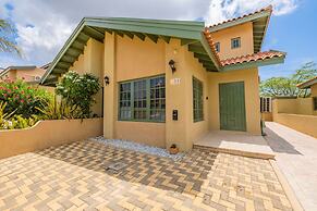 3BR Town Home in Gated Community Palm Beach