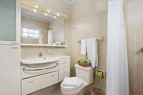 3BR Town Home in Gated Community Palm Beach