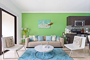 Ground Floor 1BR Condo w Pool Resort Amenities