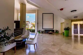 Ground Floor 1BR Condo w Pool Resort Amenities