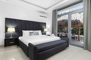 Magical Oasis 6BR w Large Pool Gazebo Views