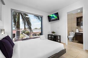 Magical Oasis 6BR w Large Pool Gazebo Views