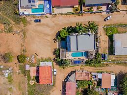 Magical Oasis 6BR w Large Pool Gazebo Views