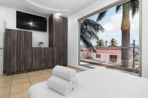 Magical Oasis 6BR w Large Pool Gazebo Views