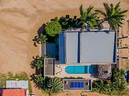 Magical Oasis 6BR w Large Pool Gazebo Views