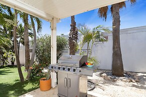 4br4ba w Private Pool Walking Distance to Ritz