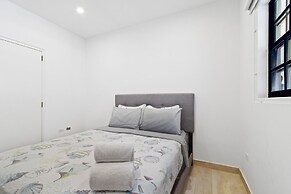 4br4ba w Private Pool Walking Distance to Ritz