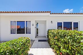 4br4ba w Private Pool Walking Distance to Ritz