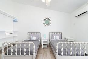 4br4ba w Private Pool Walking Distance to Ritz