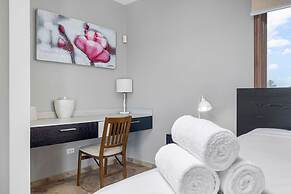 Amazing 4br4ba Villa w Pool Birdsanctuary Views