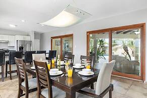 Amazing 4br4ba Villa w Pool Birdsanctuary Views