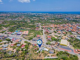 Lovely 3br2ba w Wifi Parking in Central Location