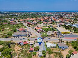 Lovely 3br2ba w Wifi Parking in Central Location