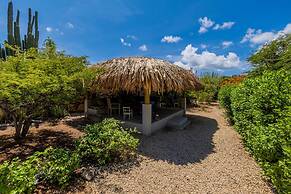 Nature Private Pool Gazebo Outdoor Dining