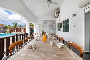 Nature Private Pool Gazebo Outdoor Dining