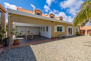 Nature Private Pool Gazebo Outdoor Dining