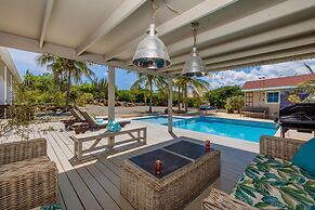 Nature Private Pool Gazebo Outdoor Dining