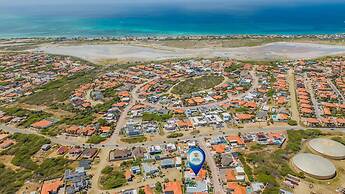 High-end Pool Getaway Upscale 5 Location BBQ