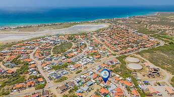 High-end Pool Getaway Upscale 5 Location BBQ