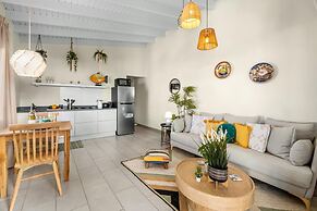 NEW 1BR Apartment Private Pool