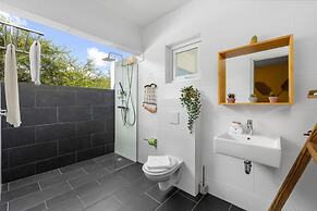 NEW 1BR Apartment Private Pool