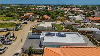 4BR 3BA Newly Built w Private Pool 5 min 2 Beach