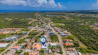 4BR 3BA Newly Built w Private Pool 5 min 2 Beach