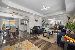 3br2ba Great Location Private Pool Amenities