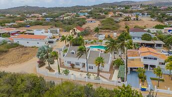 Charming Cunucu Home Pvt Pool Outdoor Kitchen
