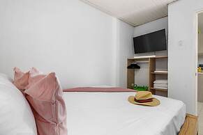 Charming Cunucu Home Pvt Pool Outdoor Kitchen